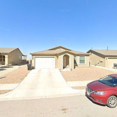 825 Villa Seca Dr, El Paso, TX 79928