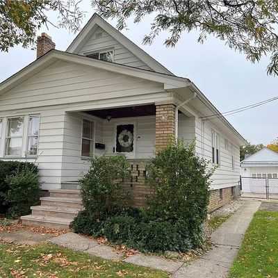 830 E 209 Th St, Cleveland, OH 44119