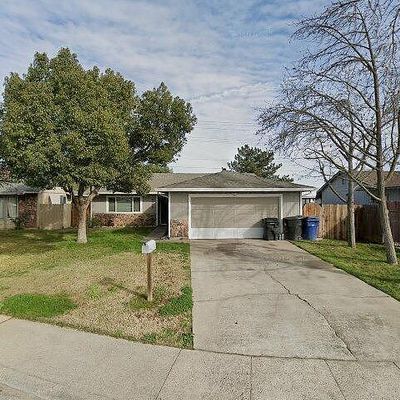 8305 Hayfield Cir, Sacramento, CA 95828