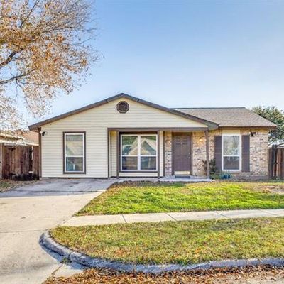 7204 Augusta St, The Colony, TX 75056