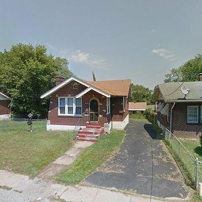 7333 Doncaster Dr, Saint Louis, MO 63133