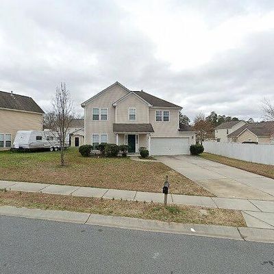 9011 Korniv Dr, Charlotte, NC 28216