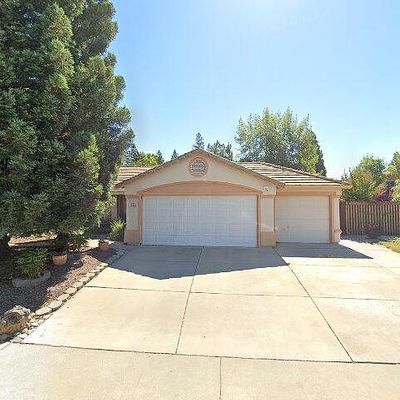 906 Fitzroy Ct, Roseville, CA 95747