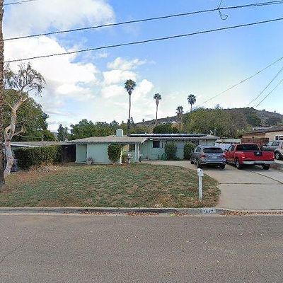 9219 Fairlawn St, Santee, CA 92071