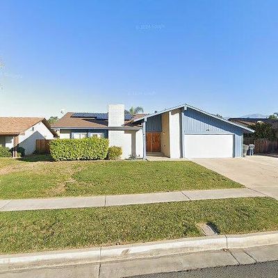 925 Frontier Ave, Redlands, CA 92374