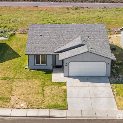 990 Sandstone St, Othello, WA 99344