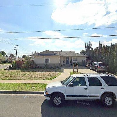 8495 El Paso St, La Mesa, CA 91942