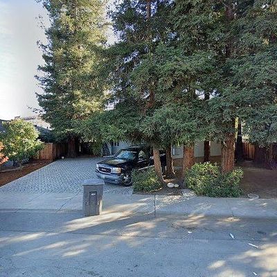 860 Park Dr, Mountain View, CA 94040