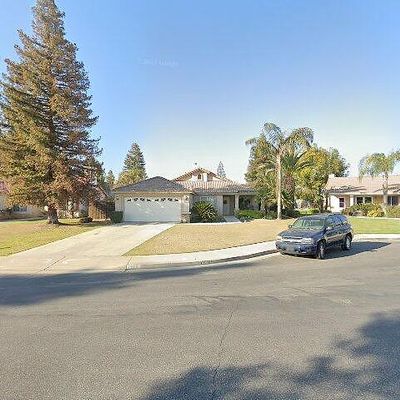 8808 Cumberland Ct, Bakersfield, CA 93312