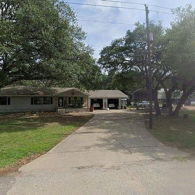 89 County Road 352, Elmaton, TX 77440