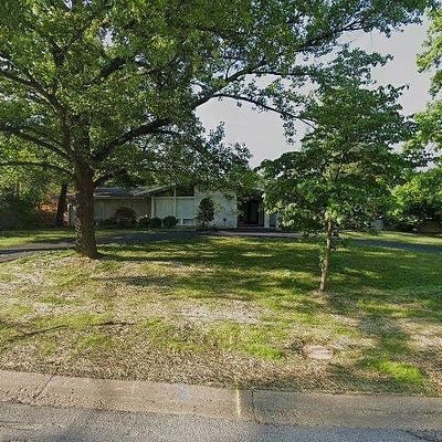 1 Sunswept Dr, Saint Louis, MO 63141