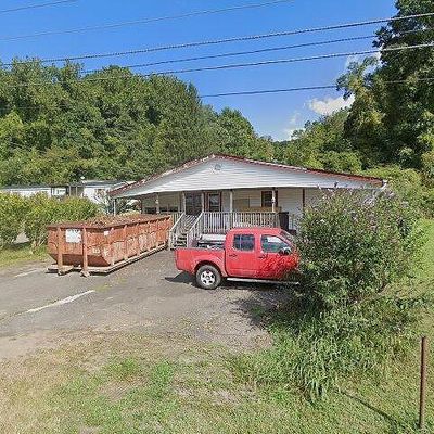 101 Thomason Ln #115, Galax, VA 24333