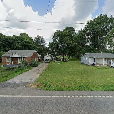 1014 Buffalo Rd, Lawrenceburg, TN 38464