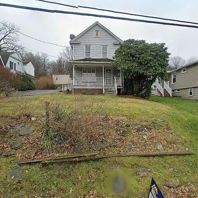 102 N Pioneer Ave, Shavertown, PA 18708