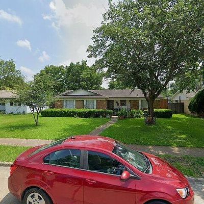 1022 Manitoba Dr, Garland, TX 75040