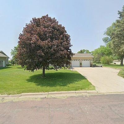 1026 5 Th St S, Saint James, MN 56081