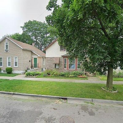 1032 White Ave Nw, Grand Rapids, MI 49504