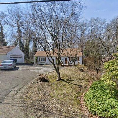 104 Candlewood Lake Rd N, New Milford, CT 06776