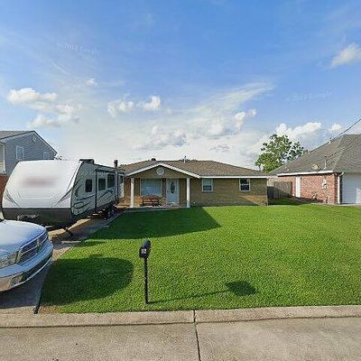 112 Iota St, Belle Chasse, LA 70037