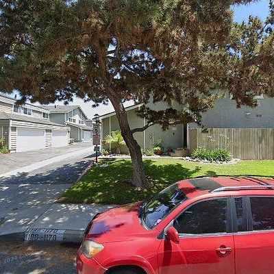 1194 N Lyman Ave, Covina, CA 91724