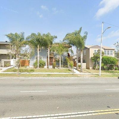 10418 S Van Ness Ave, Los Angeles, CA 90047