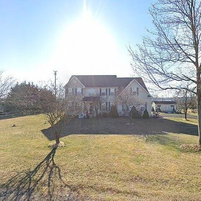 106 Clover Ln, Perkiomenville, PA 18074