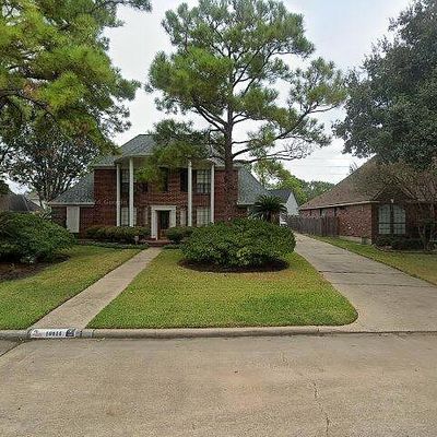 10614 Gold Point Dr, Houston, TX 77064