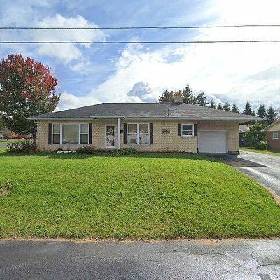 107 Fox St, Madawaska, ME 04756