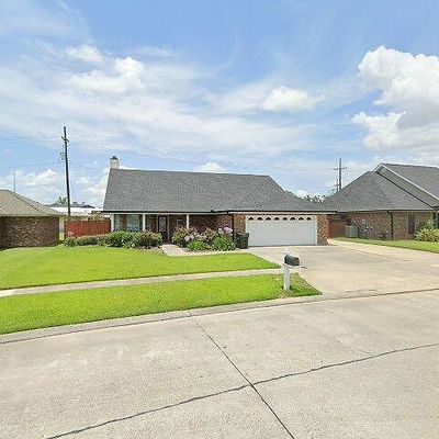 108 Tigerlily Dr, Houma, LA 70360