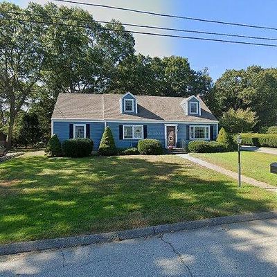 109 Warren Ave, Mystic, CT 06355