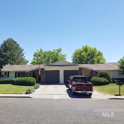 127 Crestview Dr, Twin Falls, ID 83301