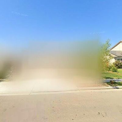 1273 Golf Ave, Lemoore, CA 93245