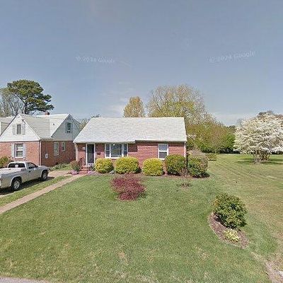 131 Chichester Ave, Hampton, VA 23669