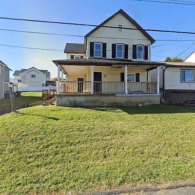 131 W Line St, Olyphant, PA 18447