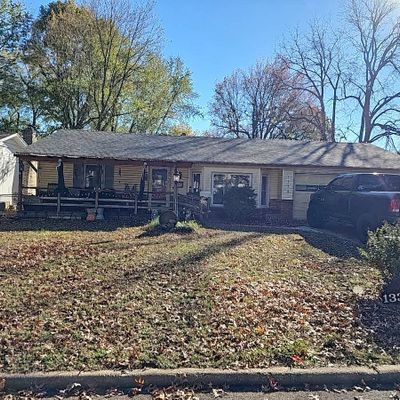 1334 W Berkeley St, Springfield, MO 65807