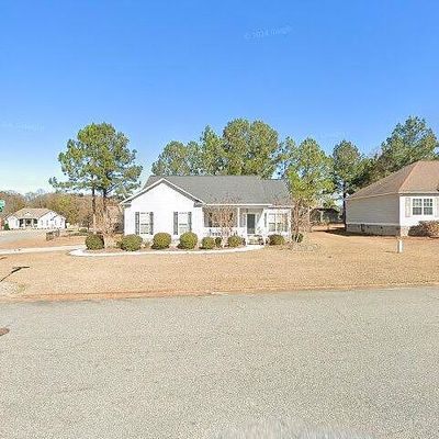 135 Oak Point Ave, Tifton, GA 31793