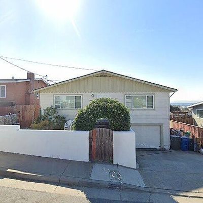 1355 Harding St, Seaside, CA 93955