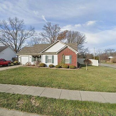 1202 Rolling Meadows Ct, Scottsburg, IN 47170