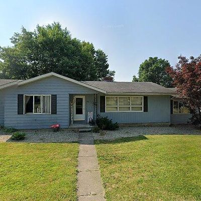 121 W Sheridan Ave, Somerset, OH 43783