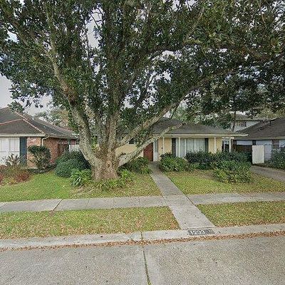 1233 Melody Dr, Metairie, LA 70002