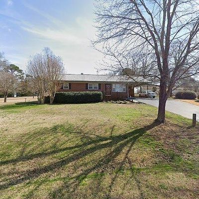 147 Gilliland Rd, Pickens, SC 29671