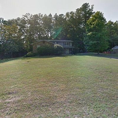 1506 Lakeshore Dr, Anniston, AL 36207