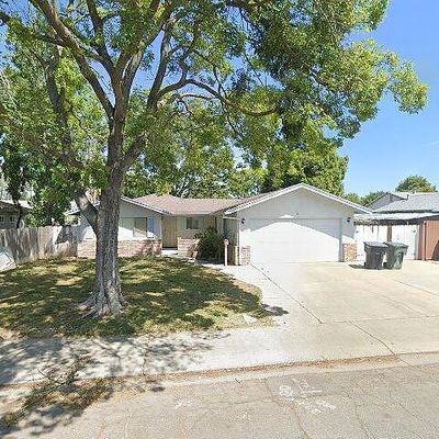 1513 San Carlos Ln, Modesto, CA 95355