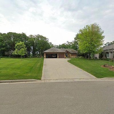 1516 Bay Oaks Dr, Albert Lea, MN 56007