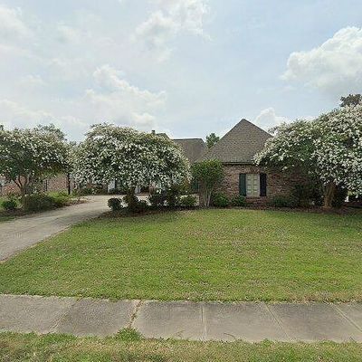 15401 Campanile Ct, Baton Rouge, LA 70810