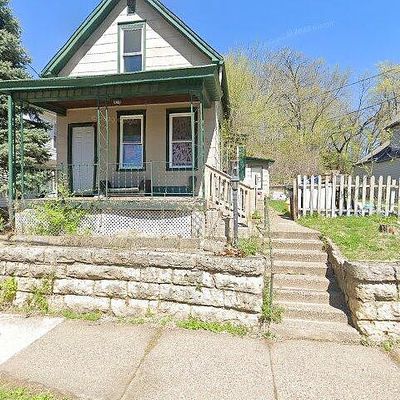 157 W 23 Rd St, Dubuque, IA 52001