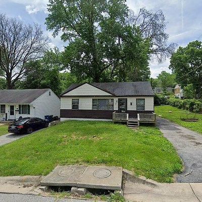 16 Elbring Dr, Saint Louis, MO 63135