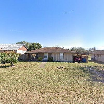 1602 N Fenner St, Beeville, TX 78102