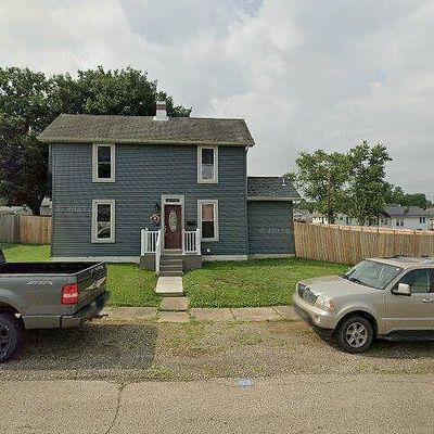 1609 Orange St, Coshocton, OH 43812