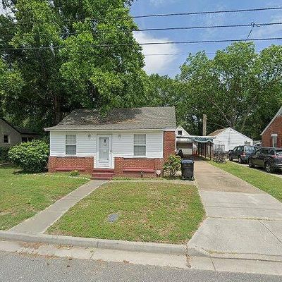 14 N Colin Dr, Portsmouth, VA 23701